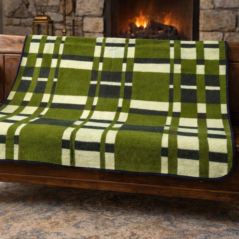Vintage Green “Tartan” Wool Travel Blanket | Lap Rug | Car Rug | Mid-Century